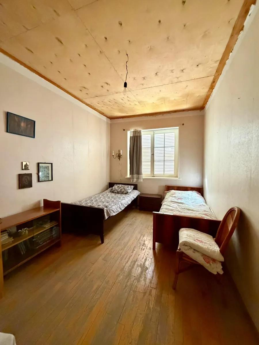 Дом, 5-комн., 400 м²