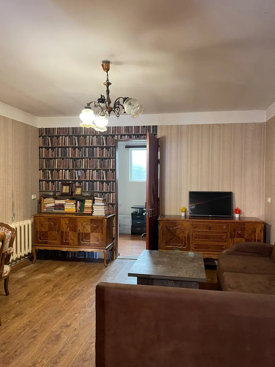 House, 5-room, 162 m²
