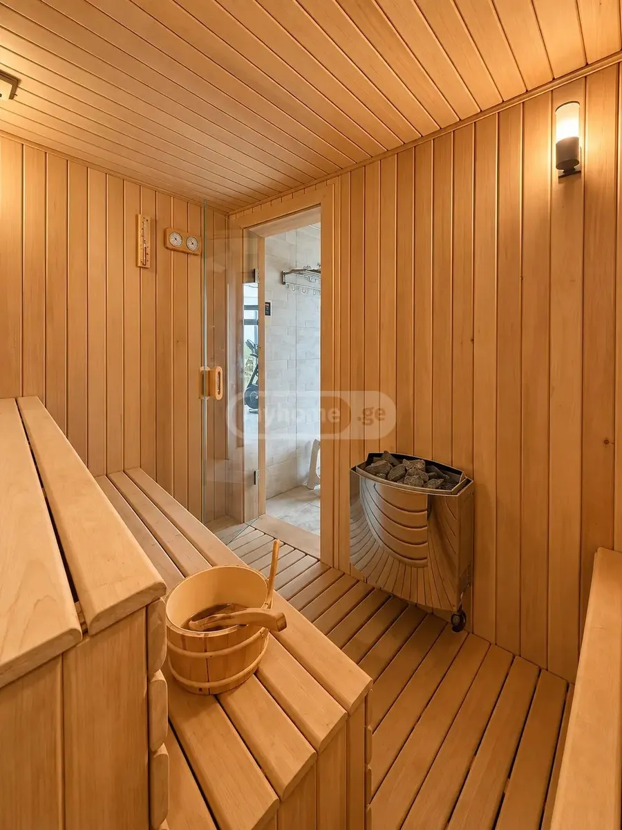 Дом, 5-комн., 600 м²