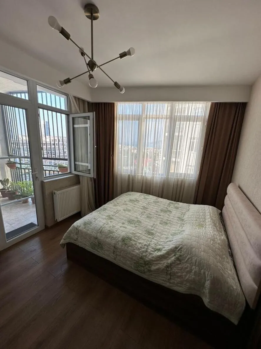 Apartment, 3-room, 108 m²
