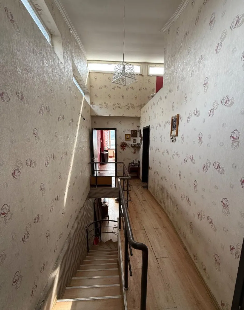 Дом, 3-комн., 145 м²