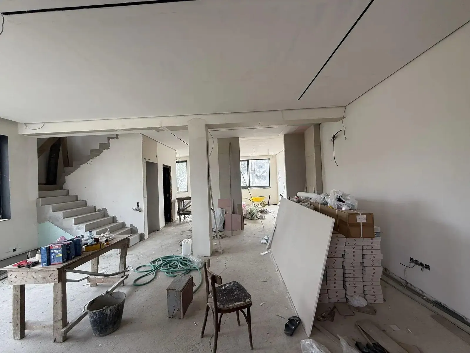 Дом, 5-комн., 275 м²