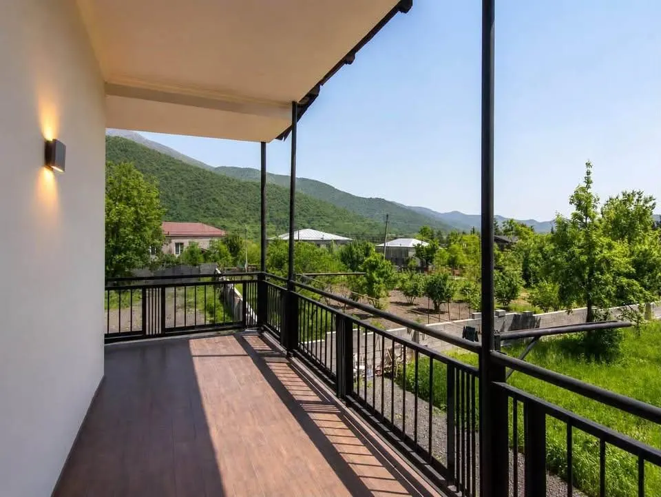 Дом, 5-комн., 500 м²