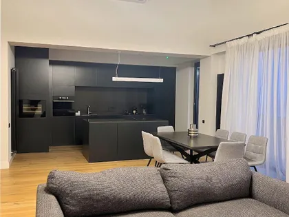 Apartment, studio, 170 m²