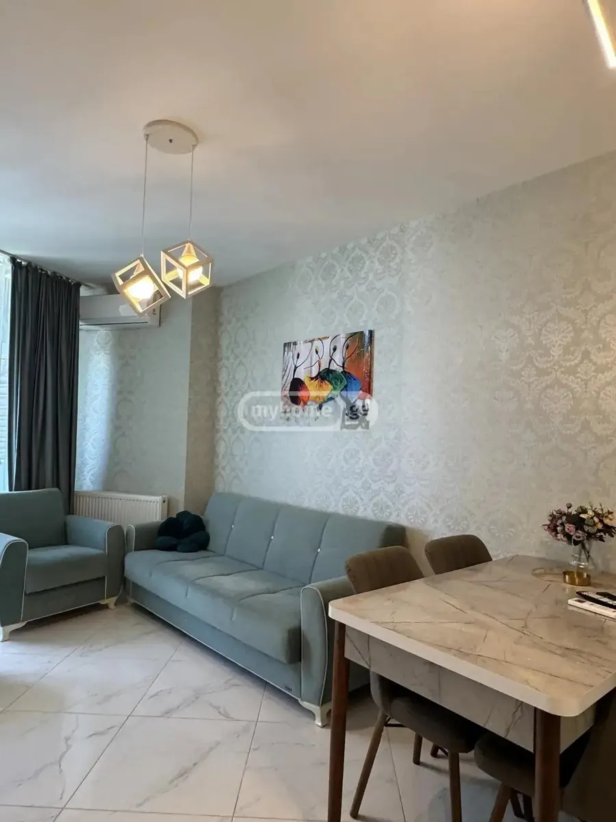 Apartment, 3-room, 60 m², Bat Towers