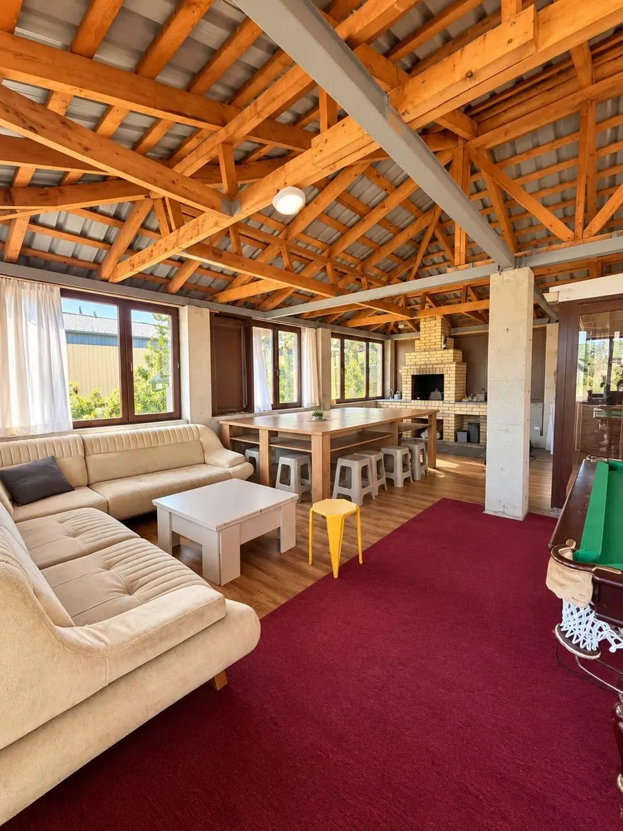 Дом, 8-комн., 360 м²
