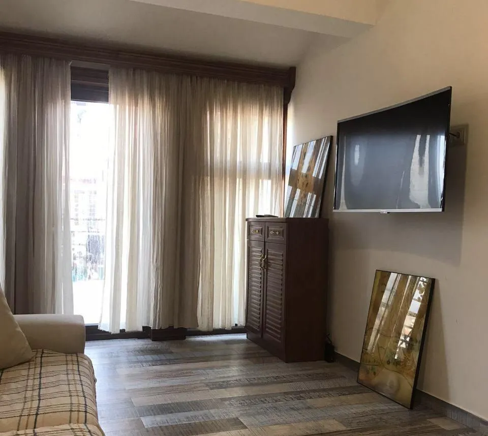 Квартира, 3-комн., 80 м²