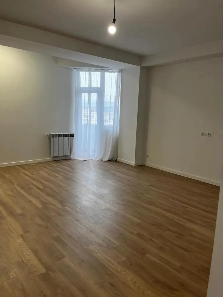 Квартира, 4-комн., 103 м²
