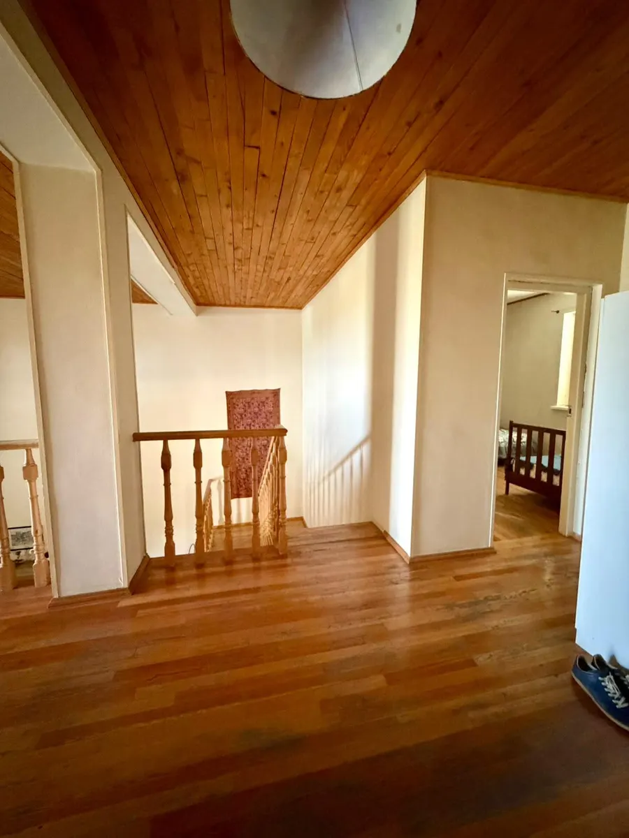 Дом, 5-комн., 400 м²