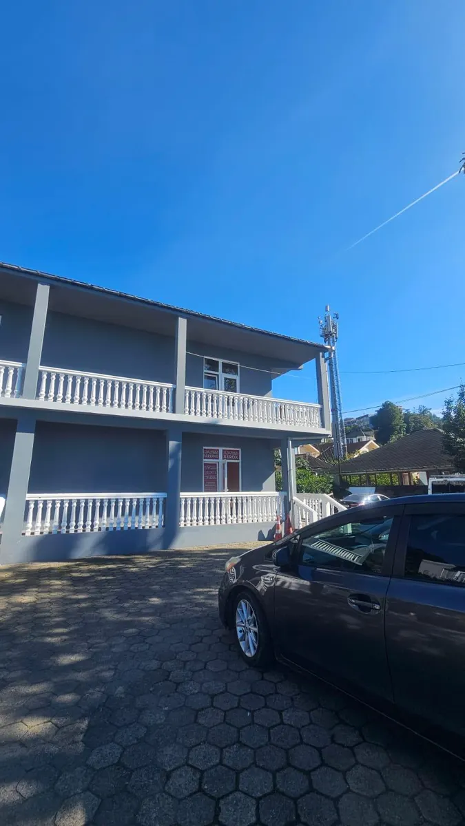 House, 5-room, 357 m²