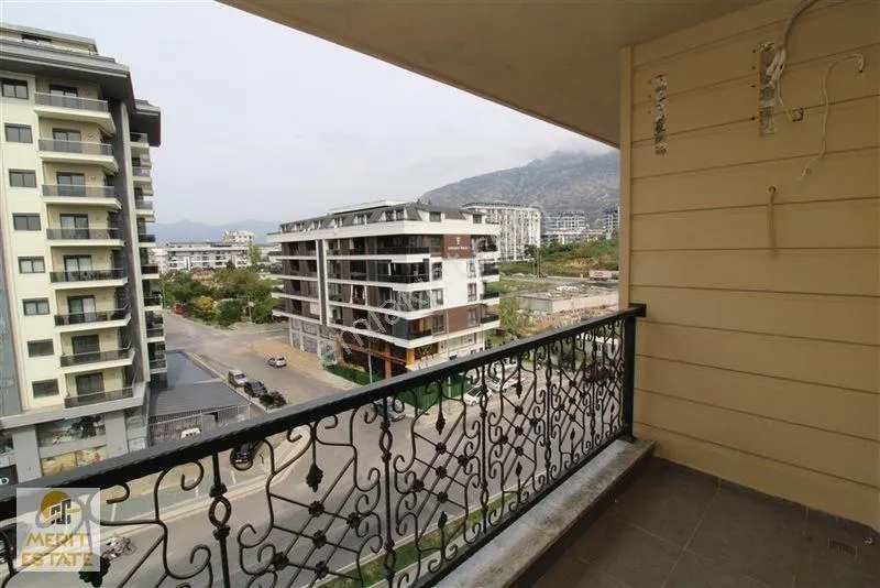 Apartment, 3-room, 100 m²