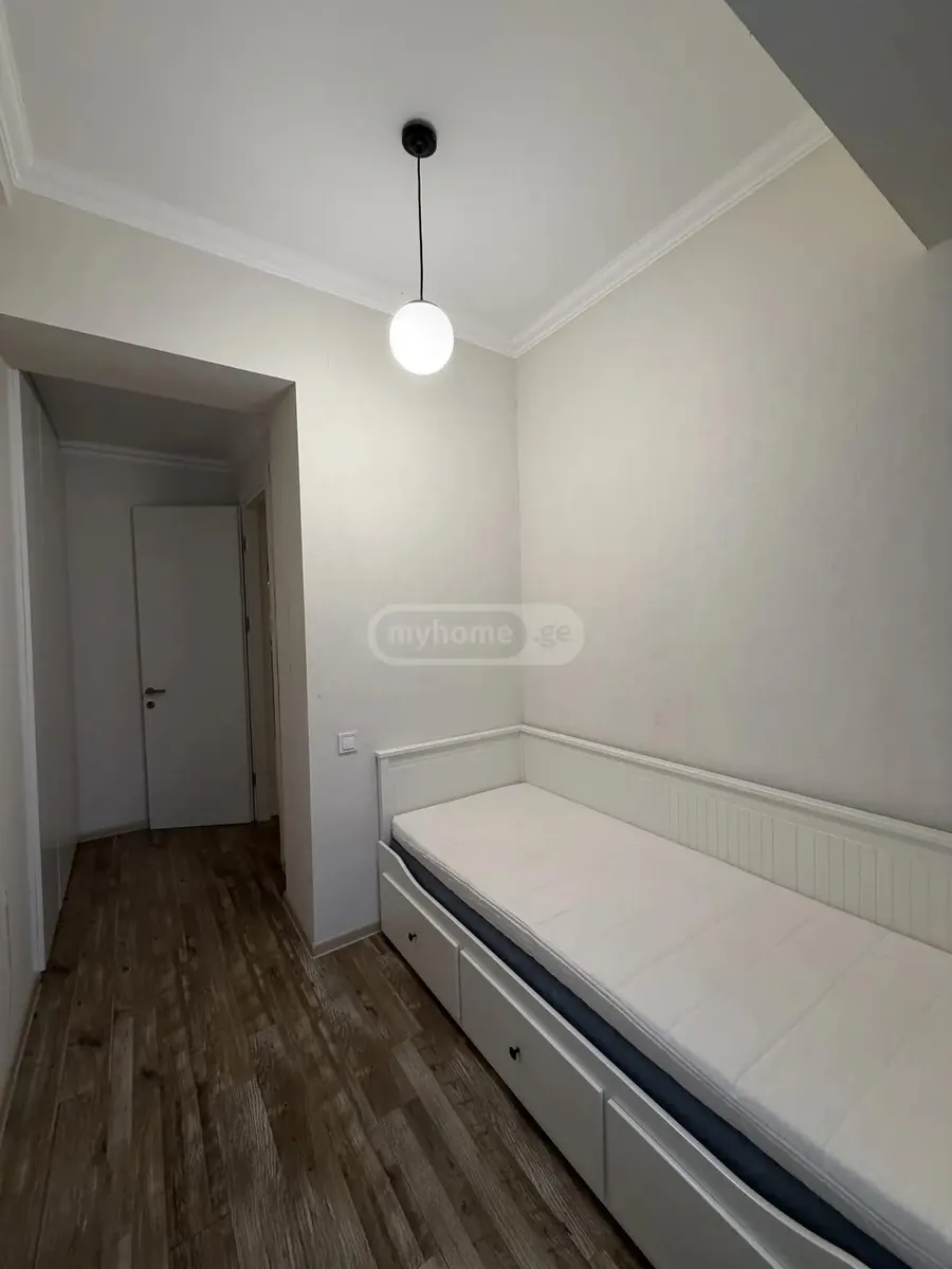 Квартира, 3-комн., 63 м²