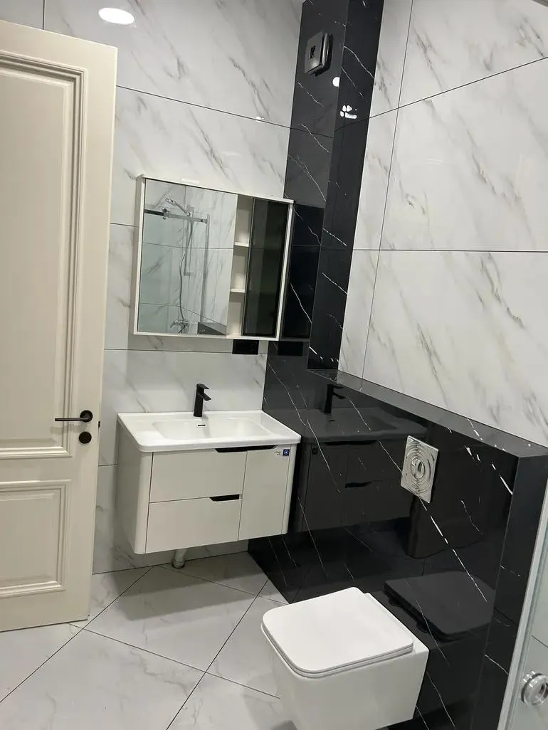 House, 5-room, 380 m²