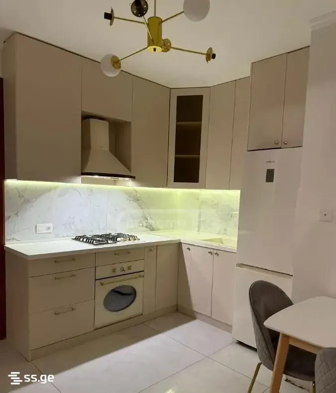 Apartment, 4-room, 110 m²