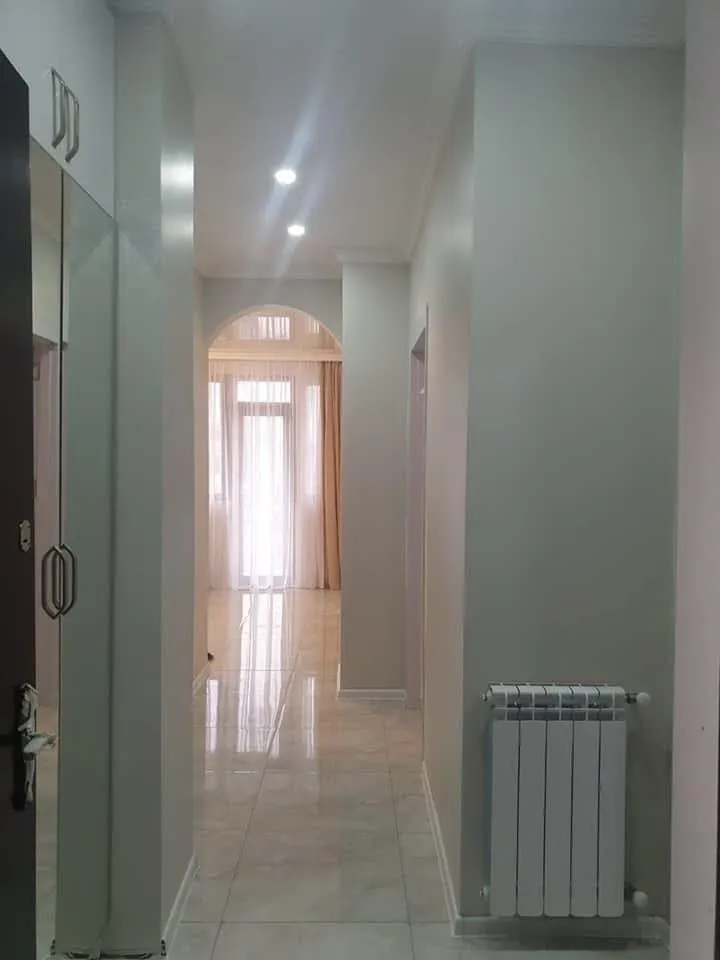 Квартира, 3-комн., 70 м²