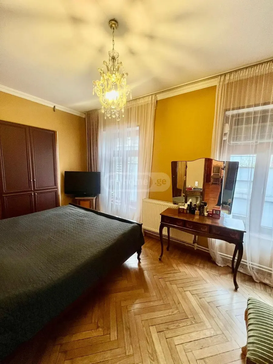 Apartment, 4-room, 87 m²