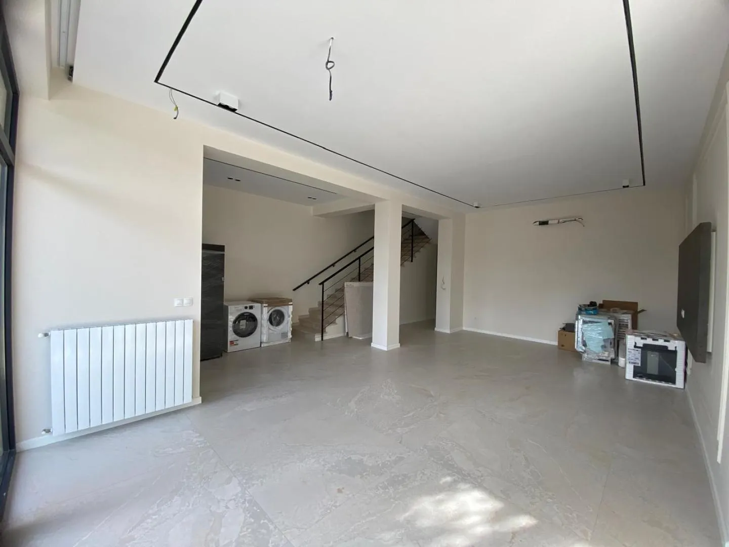Дом, 11-комн., 341 м²