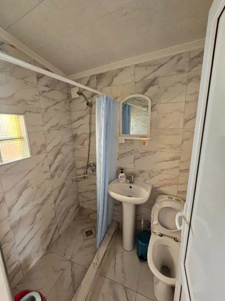 House, 4-room, 90 m²
