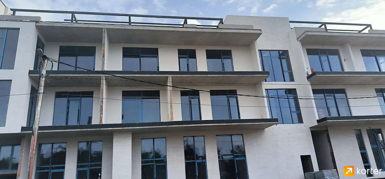 Lisi Pines Residence residential complex