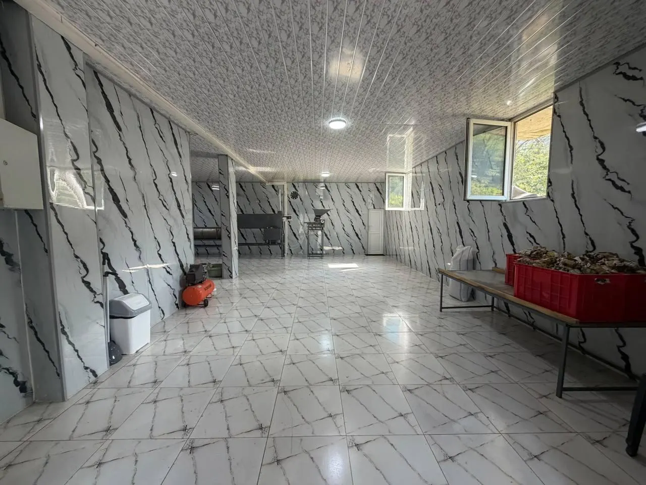 Дом, 6-комн., 220 м²