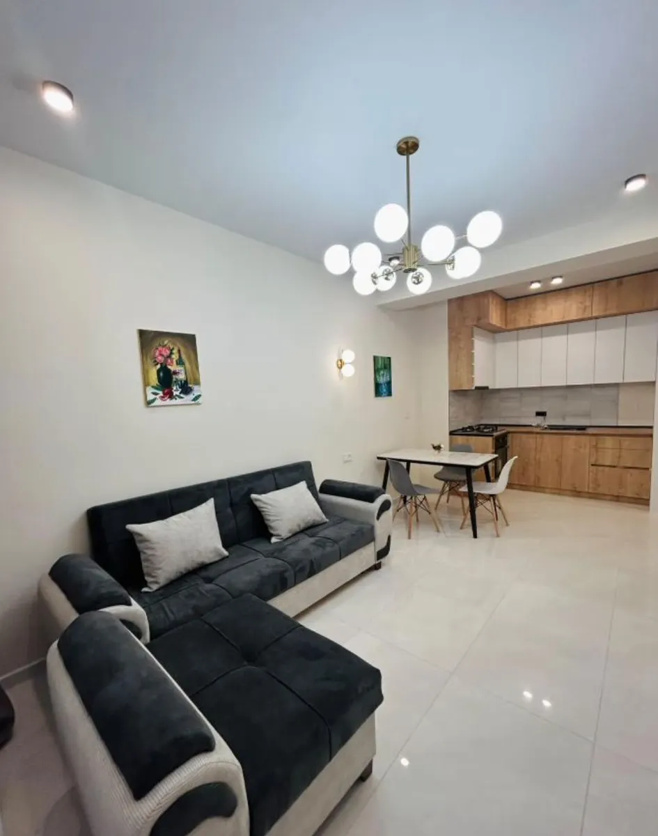 Квартира, 2-комн., 58 м²