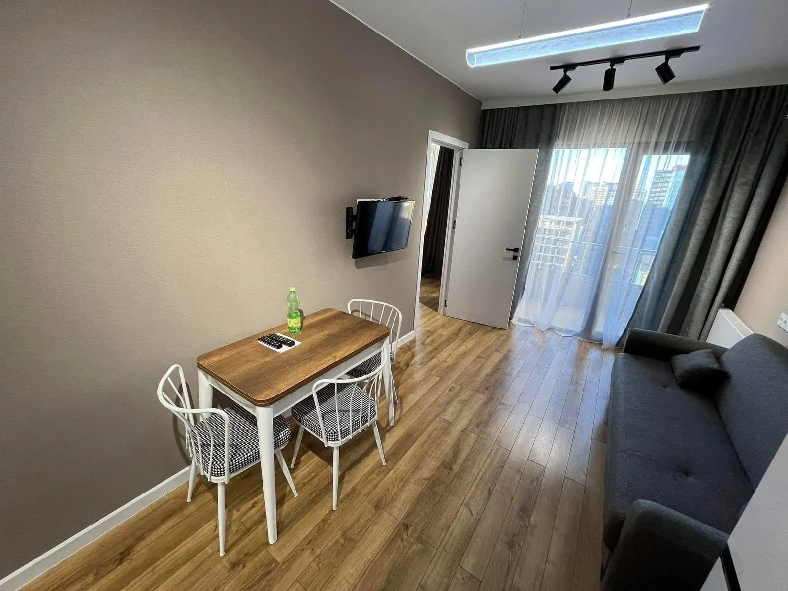 Квартира, 2-комн., 41 м², Haidar Abashidze St, 63