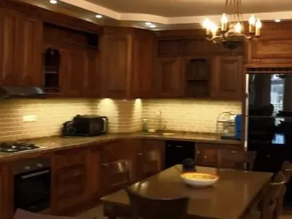 Квартира, 4-комн., 150 м²