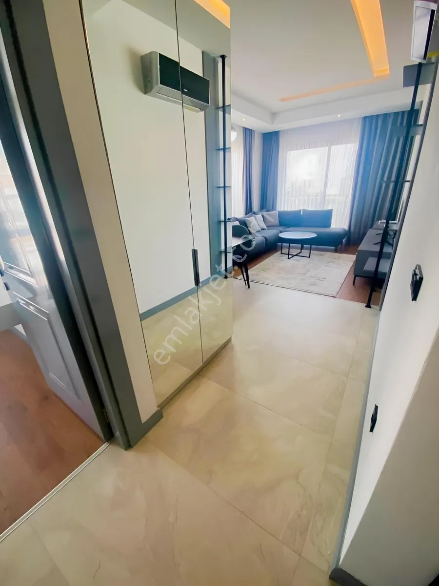 Apartment, 2-room, 60 m²