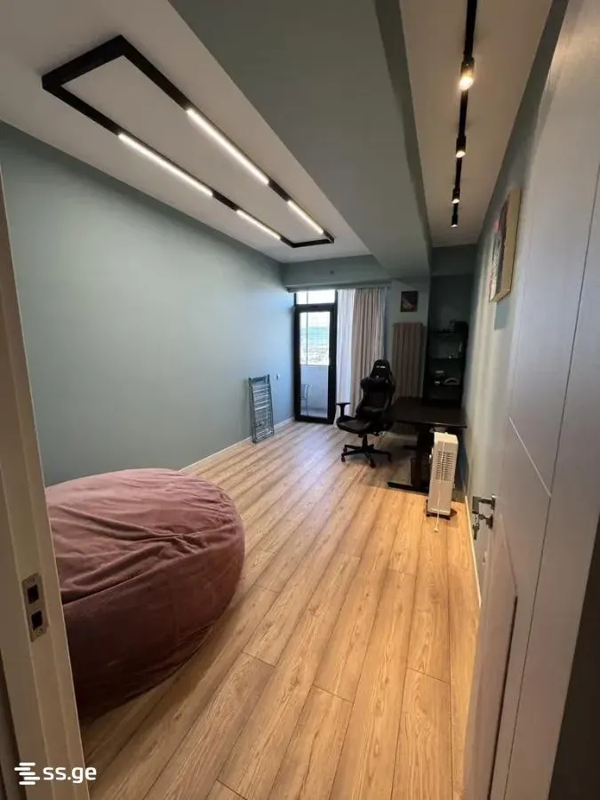 Apartment, 3-room, 90 m², Shartava Fusion