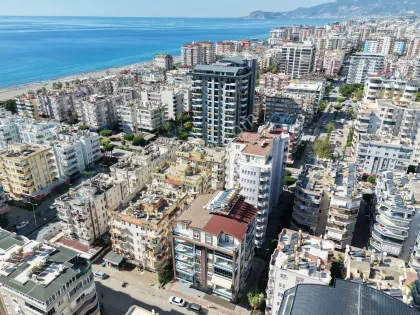 Apartment, 8-room, 290 m²