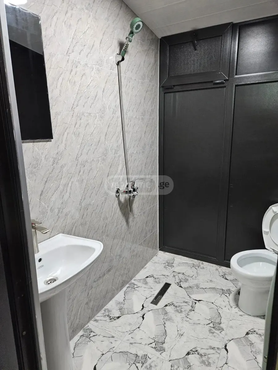 House, 2-room, 40 m²