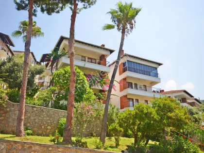 Apartment, 3-room, 105 m²