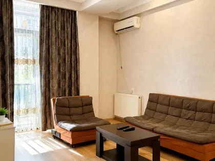 Квартира, 2-комн., 65 м²