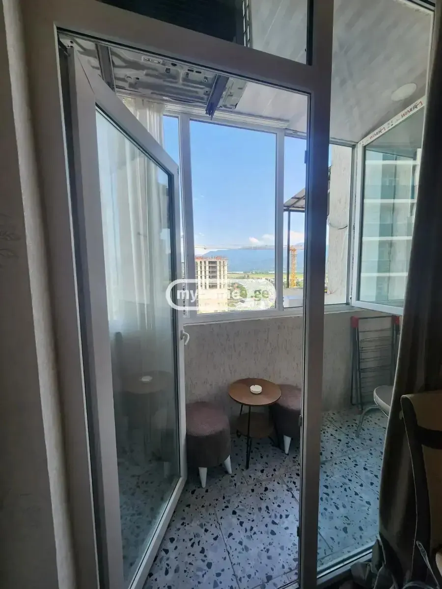 Apartment, 1-room, 35 m², Marine House
