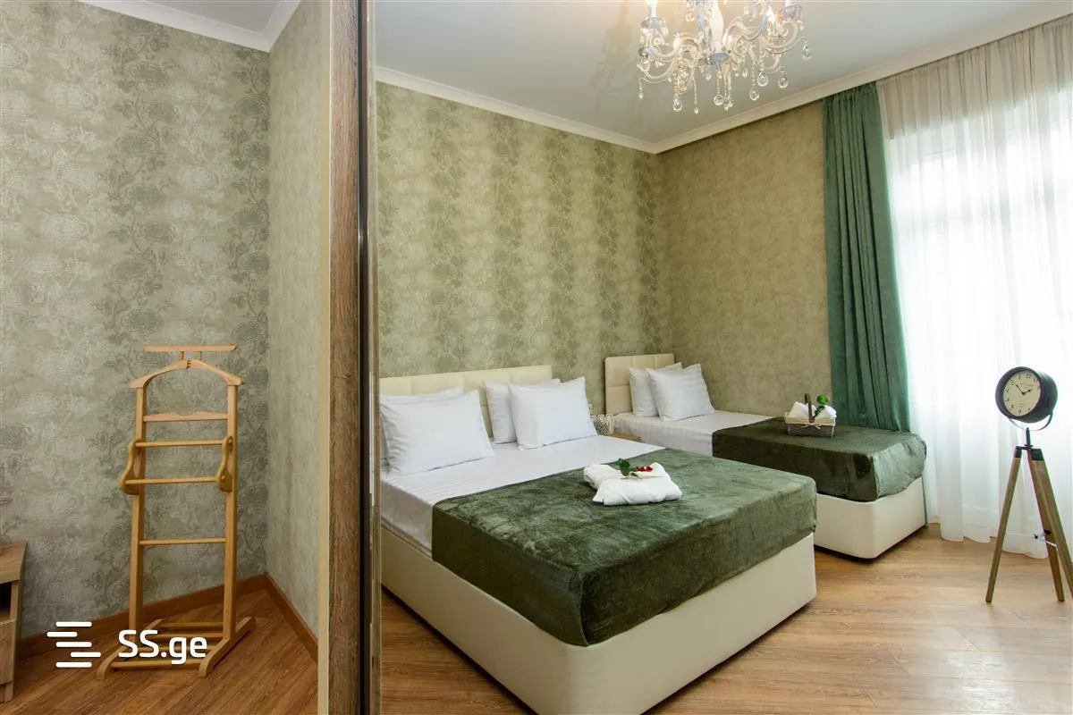Квартира, 3-комн., 80 м²