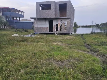 House, 5-room, 106 m²