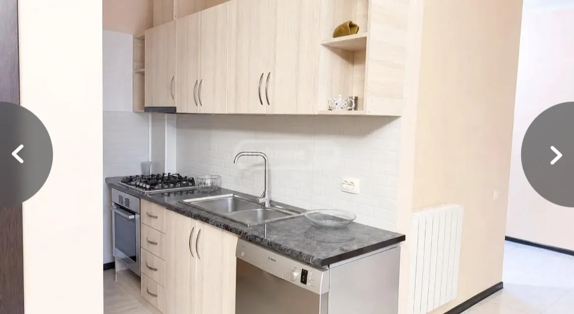 Квартира, 1-комн., 70 м²