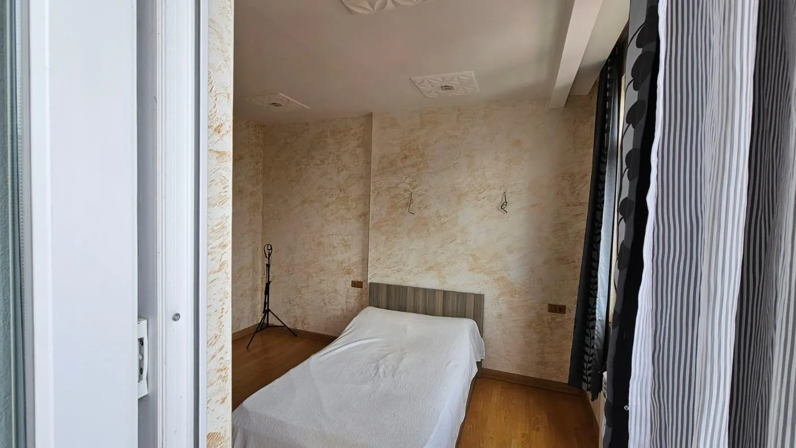 Apartment, 3-room, 49 m², Vakhtang Gorgasali St, 156-158