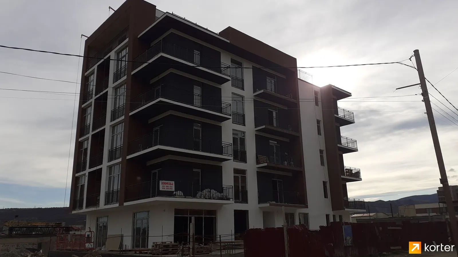 საცხოვრებელი კომპლექსი Avtandili St, 11