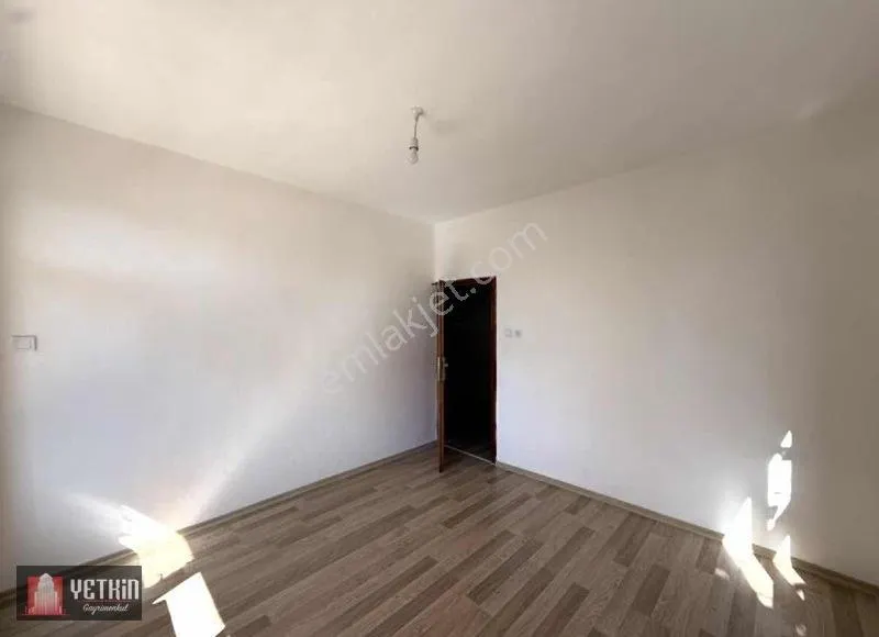 Квартира, 3-комн., 120 м²