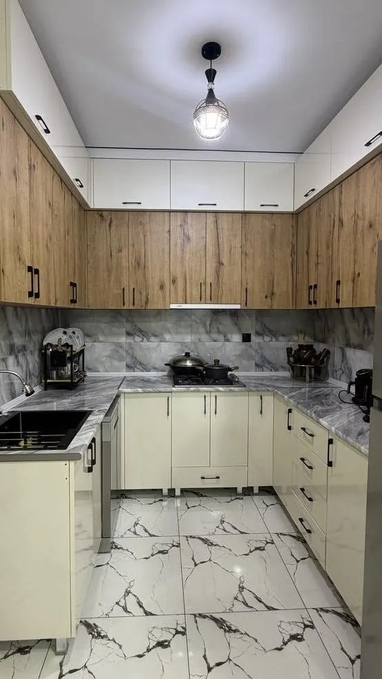 Квартира, 3-комн., 68 м²