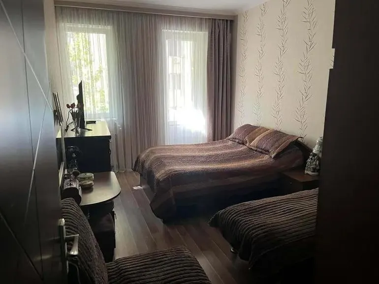 Квартира, 3-комн., 114 м²