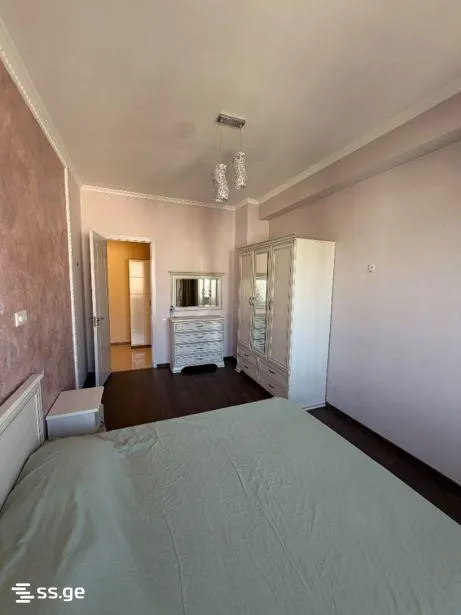 Квартира, 4-комн., 112 м²