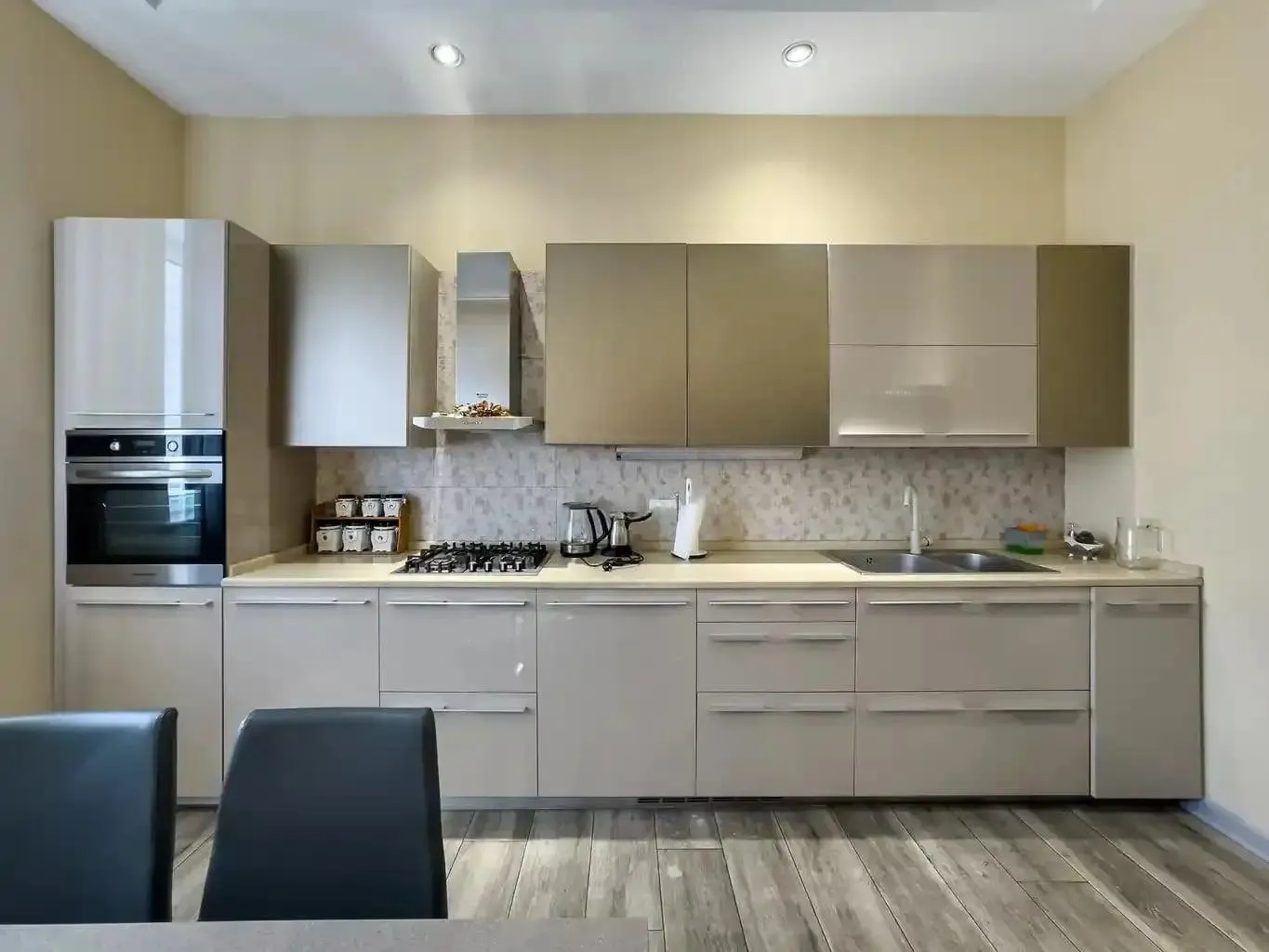 Дом, 8-комн., 600 м²