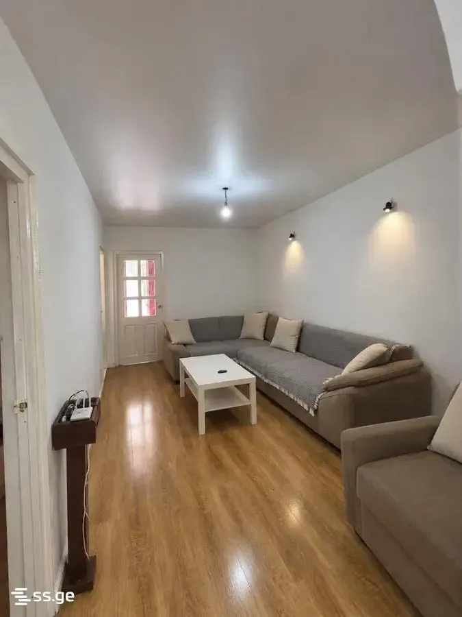 Apartment, 4-room, 95 m²