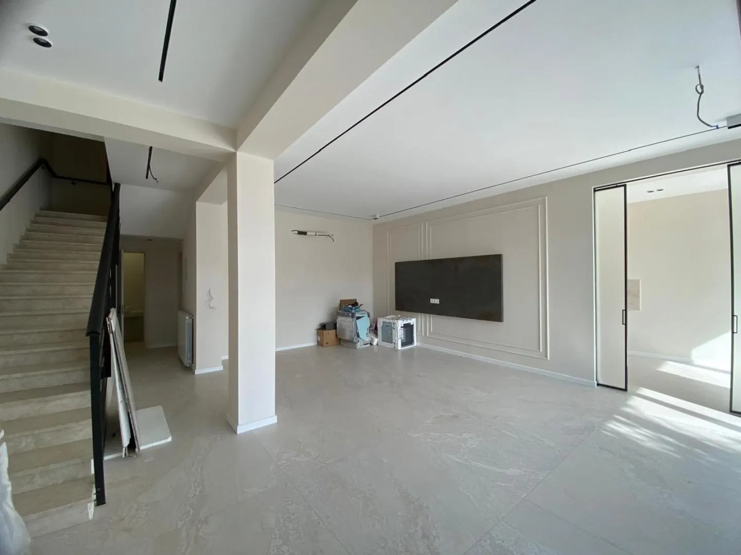 Дом, 11-комн., 341 м²