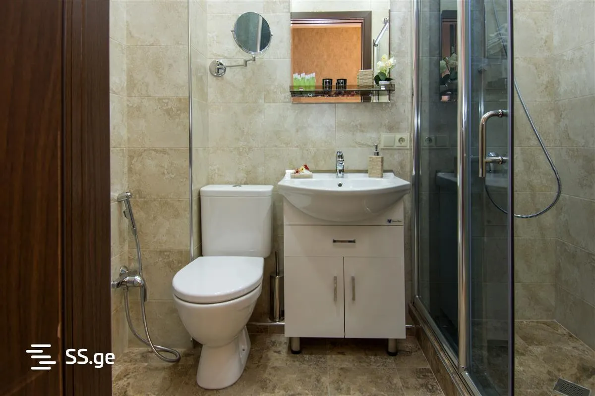 Квартира, 3-комн., 80 м²