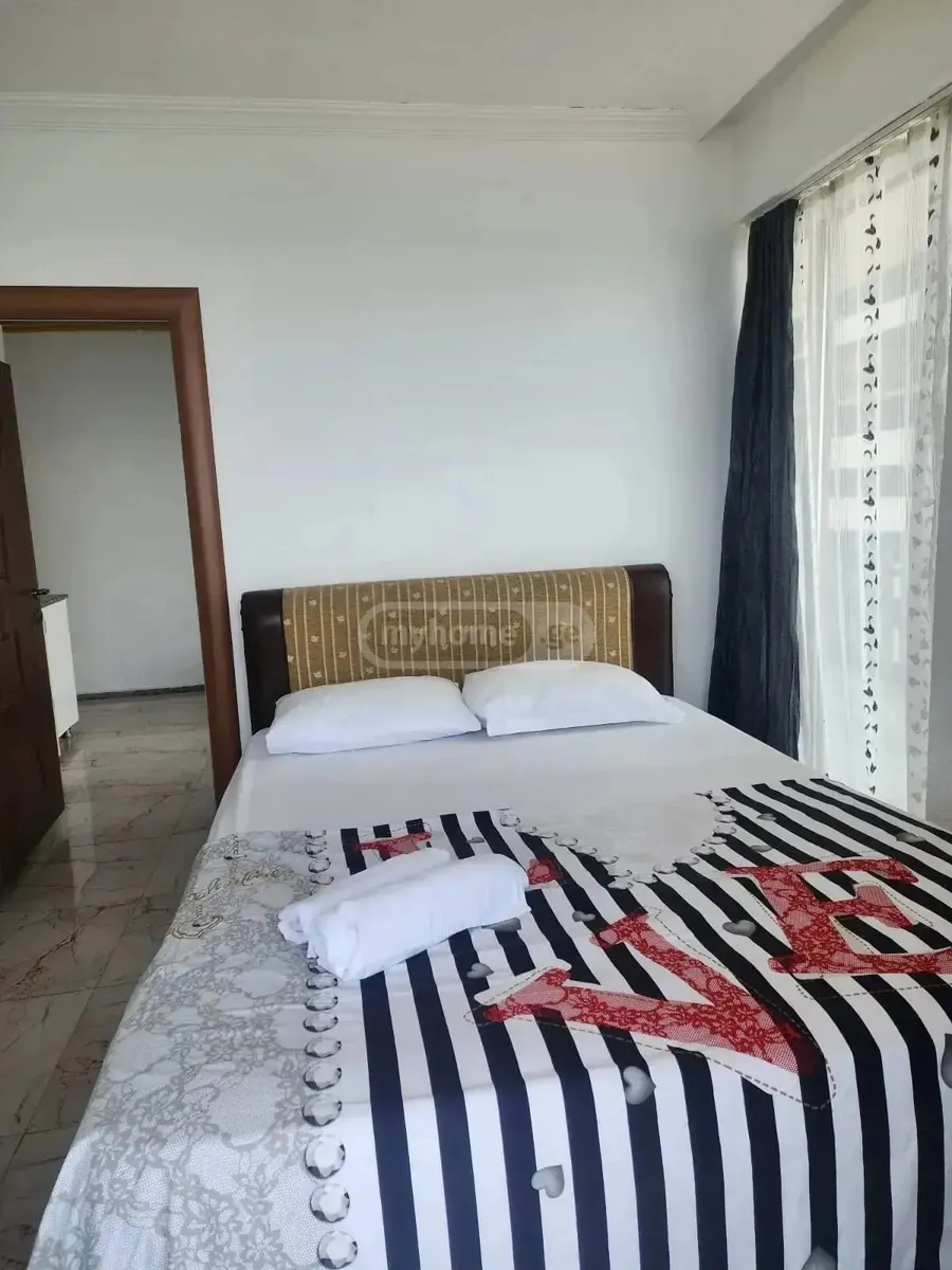 Квартира, 2-комн., 40 м², Sherif Khimshiashvili St, 51