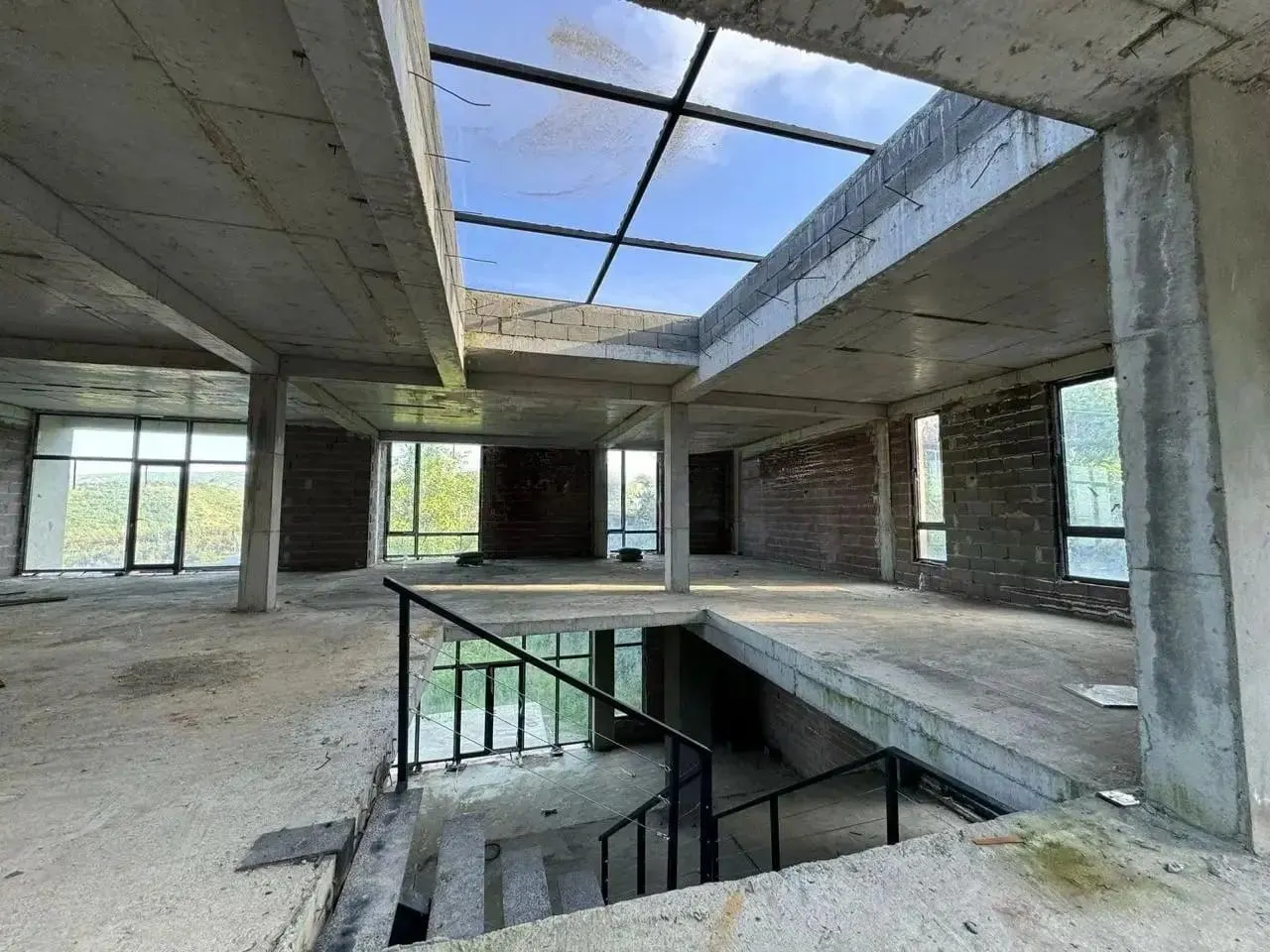 Дом, 10-комн., 400 м²