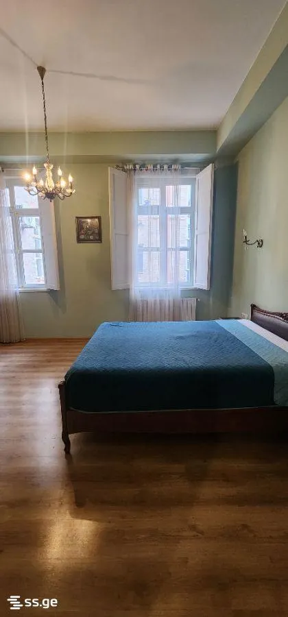 Квартира, 4-комн., 122 м²